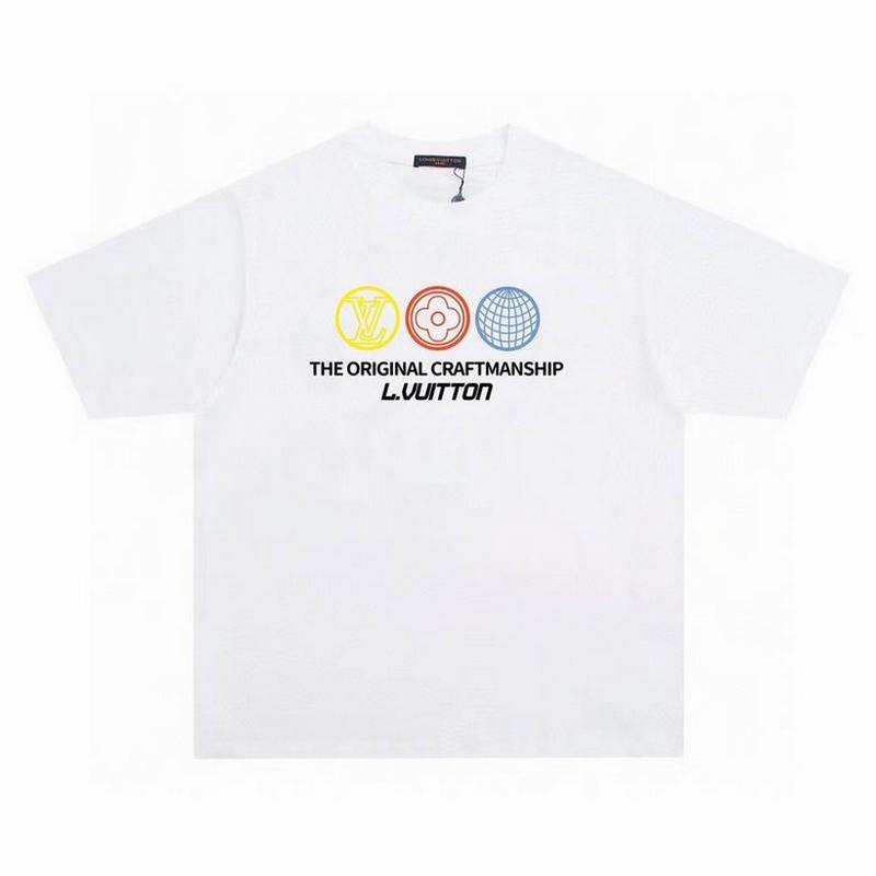 Louis Vuitton Men's T-shirts 304